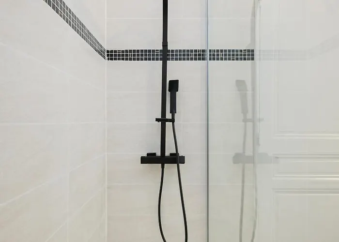 L Ecrin Du Palace, Cosy 2 Pieces مينتون